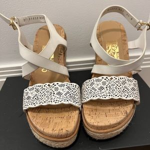 NEW Ferragamo White Leather designer wedge sandals Size 6.5